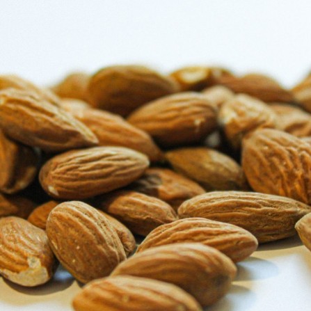 Хто не любить мигдаль?